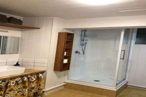 Photo of property in 27 Mceldowney Road, Titirangi, Auckland, 0604