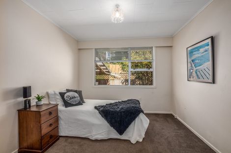 Photo of property in 80a Mana View Road, Paremata, Porirua, 5026