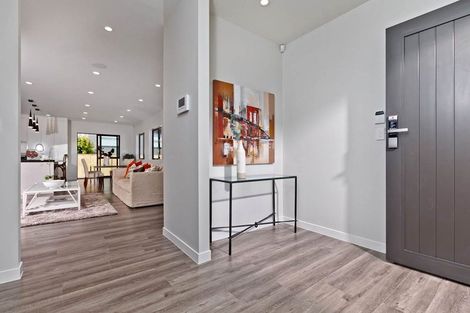 Photo of property in 3 Crompton Place, Orewa, 0931