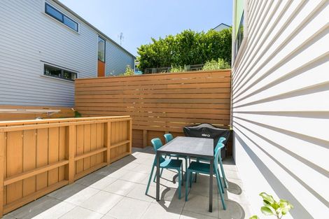 Photo of property in 22u7 Booth Street, Miramar, Wellington, 6022