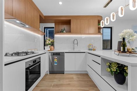 Photo of property in 33 John Gray Street, Papakura, 2110