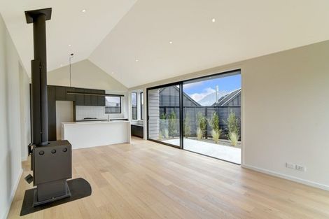 Photo of property in 7 Kotuku Lane, Jacks Point, Queenstown, 9371
