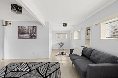 Photo of property in 22a Shakespeare Road, Milford, Auckland, 0620