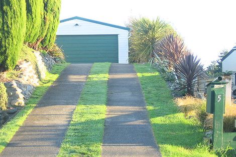 Photo of property in 5 Gray Avenue, Paraparaumu Beach, Paraparaumu, 5032