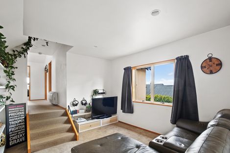 Photo of property in 37 Kamaka Crescent, Bridge Hill, Alexandra, 9320