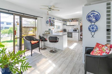 Photo of property in 5 Cory Wright Drive, Tairua, 3508