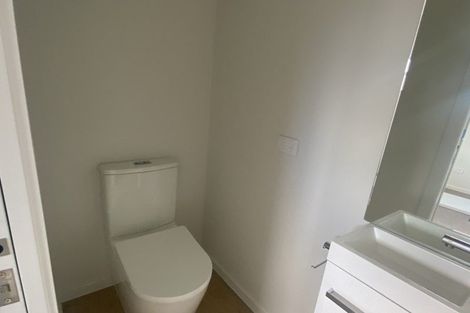 Photo of property in 4/18 Graham Avenue, Te Atatu Peninsula, Auckland, 0610