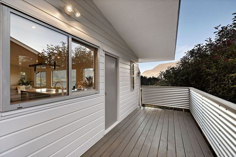 Photo of property in 40 Lochy Road, Fernhill, Queenstown, 9300