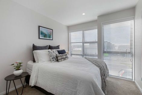 Photo of property in 27 Treloar Crescent, Hobsonville, Auckland, 0616