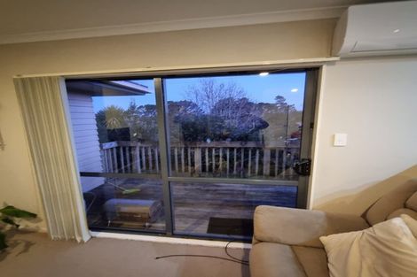 Photo of property in 48 Cyclarama Crescent, Massey, Auckland, 0614