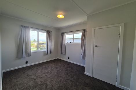 Photo of property in 94 Omata Road, Marfell, New Plymouth, 4310