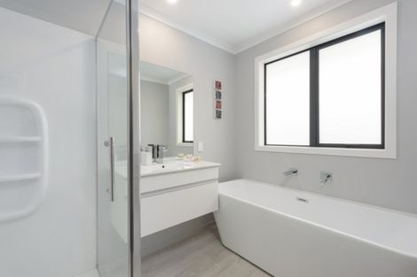 Photo of property in 291 Lakes Boulevard, Pyes Pa, Tauranga, 3112