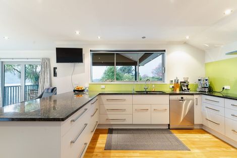 Photo of property in 8 Cove Street, Roseneath, Port Chalmers, 9023