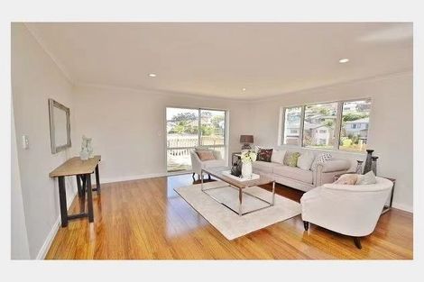 Photo of property in 42 San Prospero Crescent, Henderson, Auckland, 0612
