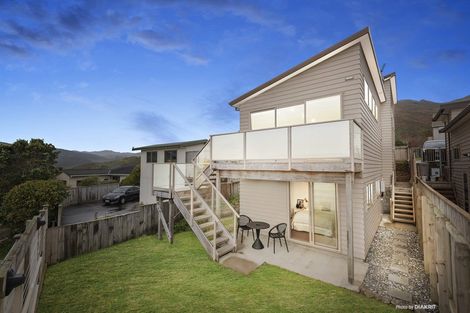 Photo of property in 86a Thurleigh Grove, Karori, Wellington, 6012