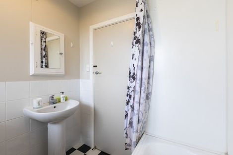 Photo of property in 8/78 Holly Road, St Albans, Christchurch, 8014