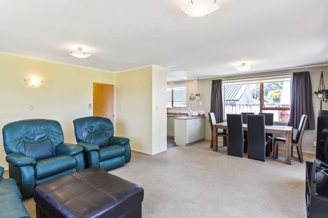 Photo of property in 62b Mazengarb Road, Paraparaumu Beach, Paraparaumu, 5032
