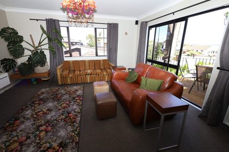 Photo of property in 10 Kiriwai Place, Matua, Tauranga, 3110