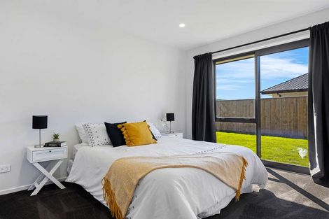 Photo of property in 27 Crossley Avenue, Woodend, 7610