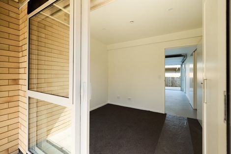 Photo of property in 14 Te Puketoka Lane, Mangere, 2022