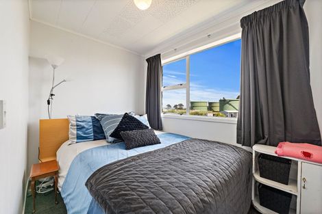 Photo of property in 25b Port View Crescent, Moturoa, New Plymouth, 4310