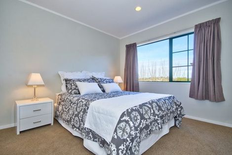 Photo of property in 7/193 Eskdale Road, Birkenhead, Auckland, 0626