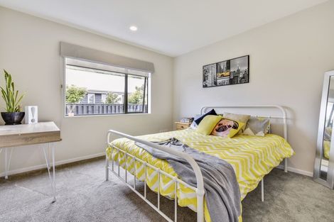 Photo of property in 24 Knoll Rise, Pukekohe, 2120