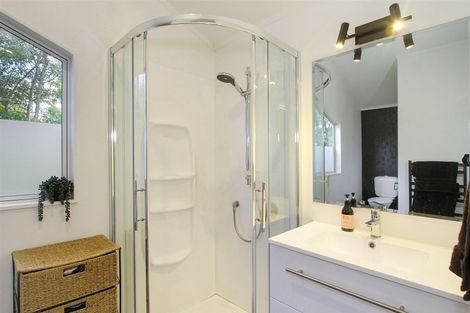 Photo of property in 49 Opoto Place, Kaukapakapa, 0873