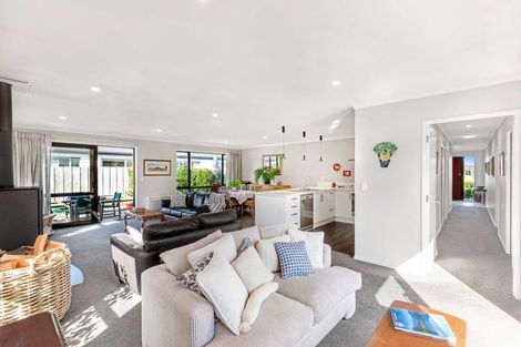 Photo of property in 27 Katrine Drive, Marshland, Christchurch, 8083