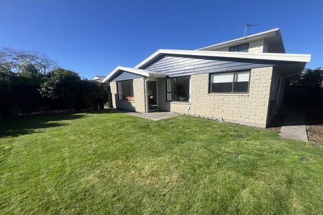 Photo of property in 1/120b Roydvale Avenue, Burnside, Christchurch, 8053