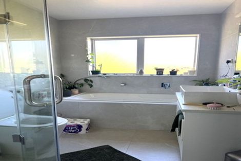 Photo of property in 151 Tiriwa Drive, Massey, Auckland, 0614