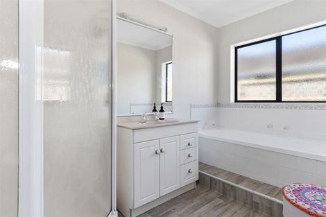Photo of property in 7 Lasiandra Place, Mount Maunganui, 3116