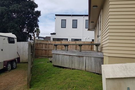 Photo of property in 13a Hebron Road, Waiake, Auckland, 0630