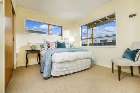 Photo of property in 2/57 Lake Road, Devonport, Auckland, 0624