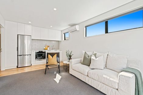 Photo of property in 12 Wheat Street, Jacks Point, Queenstown, 9371