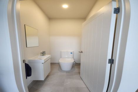 Photo of property in 5 Yellow Pear Lane, Karaka, 2578