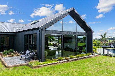 Photo of property in 136 Karanui Road, Te Kamo, Kamo, 0185