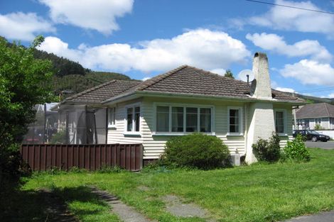 Photo of property in 147 Tipahi Street, Nelson South, Nelson, 7010