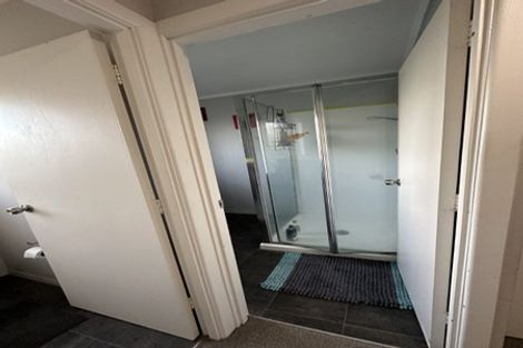 Photo of property in 6 Minton Place, Manurewa, Auckland, 2102