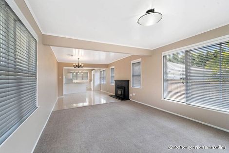 Photo of property in 16 Coniston Avenue, Te Atatu South, Auckland, 0610