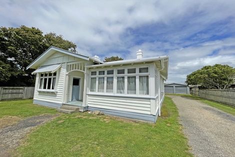 Photo of property in 10 Limbrick Street, Terrace End, Palmerston North, 4410