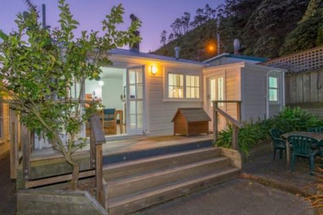 Photo of property in 3 Aorangi Terrace, Thorndon, Wellington, 6011