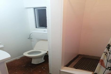 Photo of property in 2/40 Seaview Road, Glenfield, Auckland, 0629