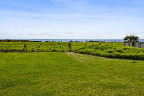 Photo of property in 73 Hume Street, Waitara, 4320