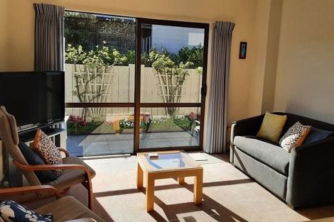 Photo of property in 1/40 Rothesay Bay Road, Rothesay Bay, Auckland, 0630