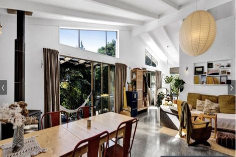 Photo of property in 23 Prudence Place, Oakura, 4314