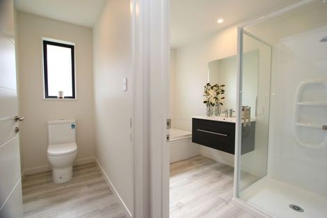 Photo of property in 17 Northmoor Boulevard, Rolleston, 7615