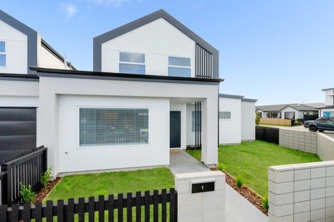 Photo of property in 1 Greenwich Street, Papamoa, 3118