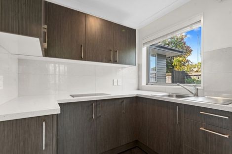 Photo of property in 87 Wairakei Road, Bryndwr, Christchurch, 8053