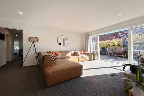 Photo of property in 17 Skipton Street, Mairehau, Christchurch, 8013